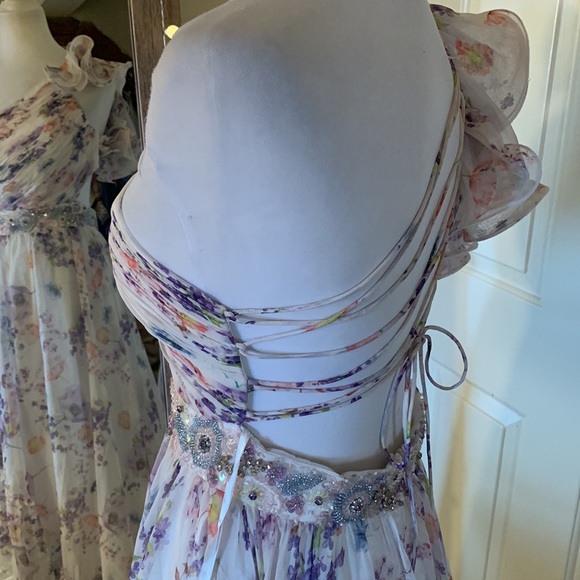 MAC DUGGAL
One Shoulder Asymmetrical High Low Gown - Picture 11 of 16